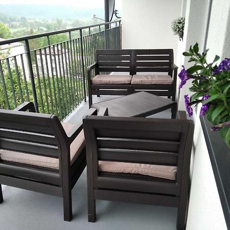 Apartament Julia Apartment Lesko Ngoại thất bức ảnh